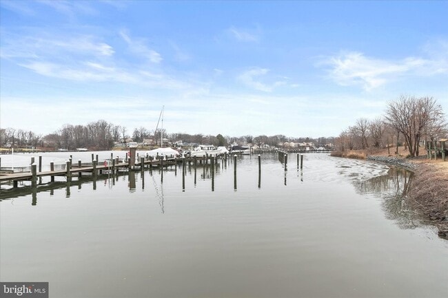 Building Photo - 304 Sweetbay Rd