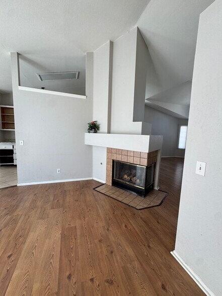 Building Photo - 1188 Don Carlos Ct