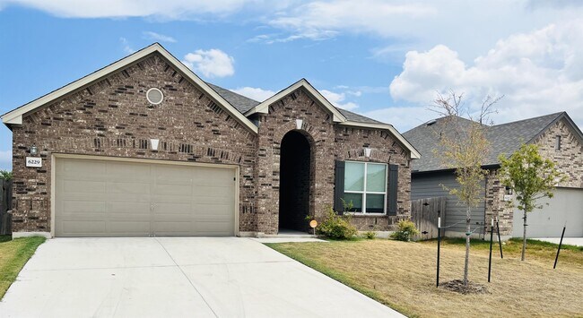 Building Photo - 6229 Mantalcino Dr