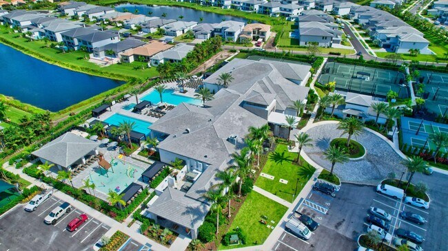 Building Photo - 8521 Ganton Dr