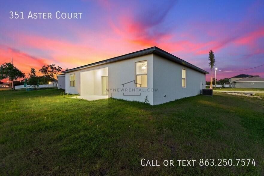 Building Photo - 351 Aster Ct