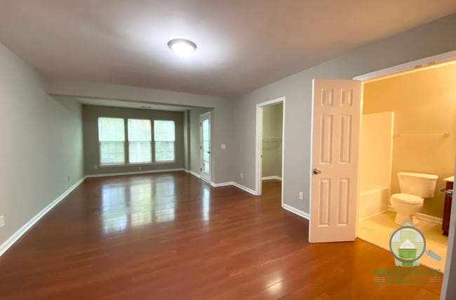 Building Photo - 222 Cambria Ct