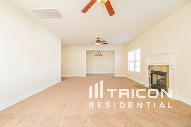 Building Photo - 1513 Barnsley Dr