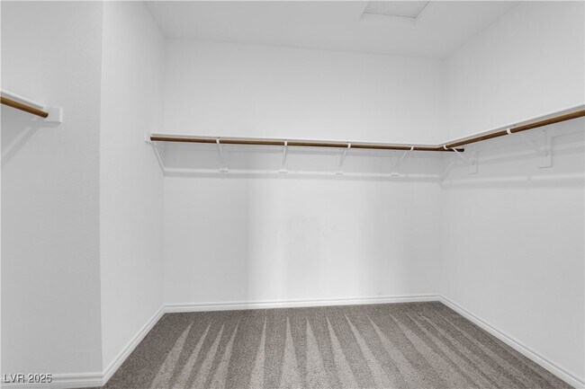 Building Photo - 195 Vander Rdg St