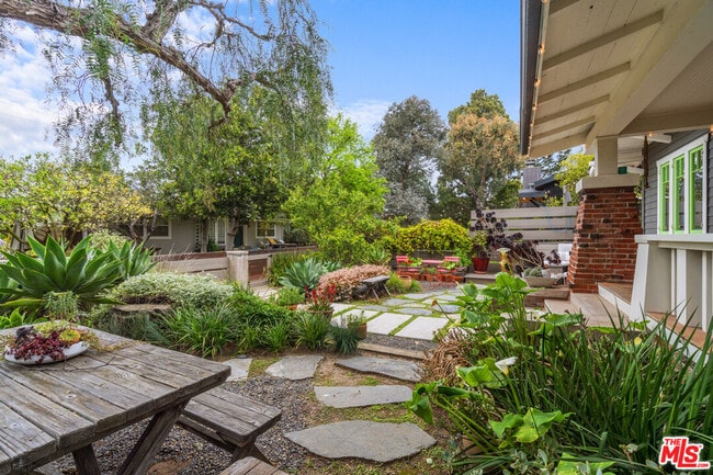 Building Photo - 740 Marco Pl