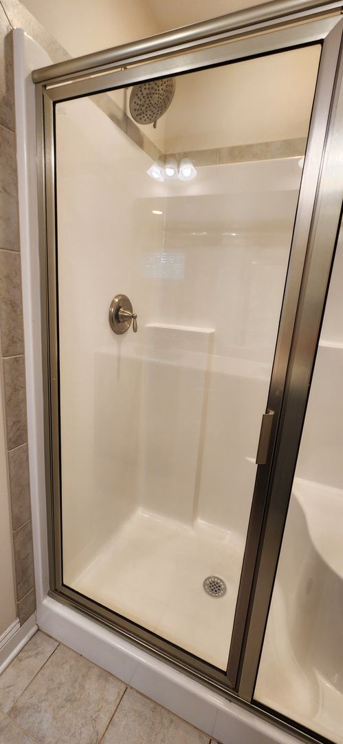 Building Photo - Great home in desirable neighborhood! Washer/Dryer Included!