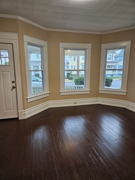 Living Room - 521 E 3rd St