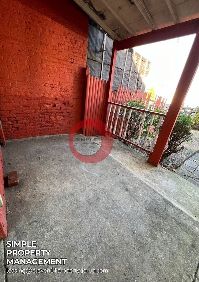 Building Photo - 1239 Greenwich St