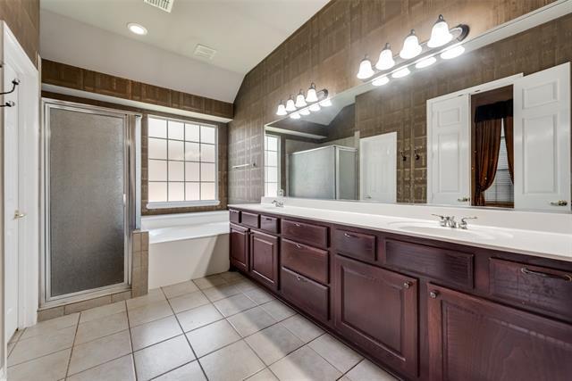 Building Photo - 4245 Boxwood Dr