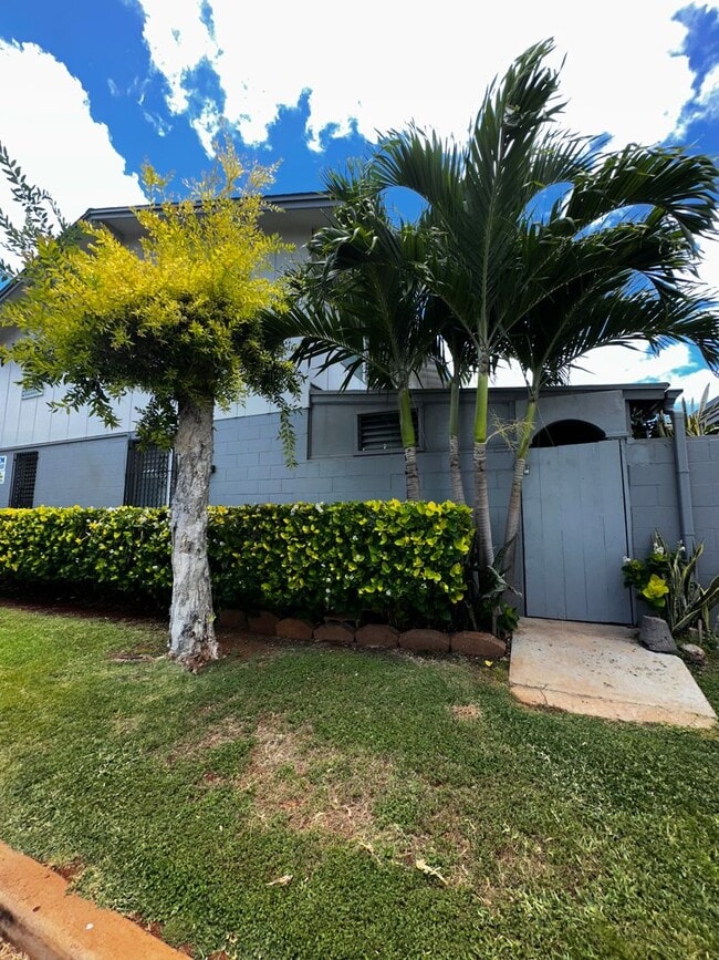Building Photo - 3/1 Kulana Townhouse