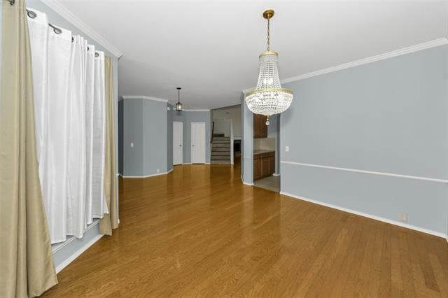 Building Photo - 2428 Kingsley Dr