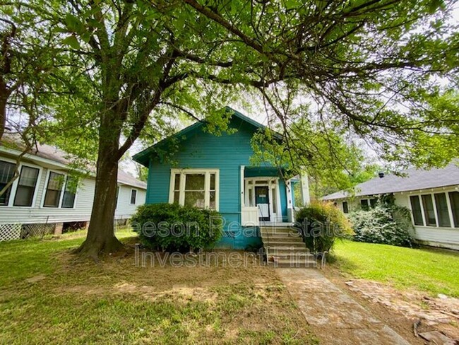 Primary Photo - 333 Robinson Pl