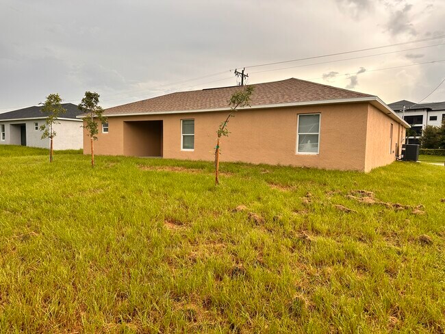 Building Photo - 1714 Four Mile Cove Pkwy