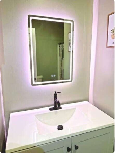 Building Photo - 1341 S Sandusky Ave