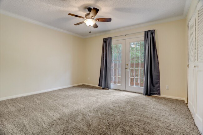Building Photo - 2253 Triway Ln