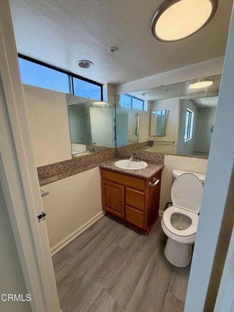 Building Photo - 1425 Bank St