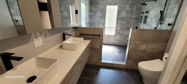 Building Photo - Beautiful Spacious Home for Rent