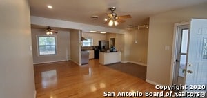 Building Photo - 202 Serna Park