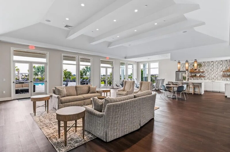 Building Photo - 16068 Crofton Spgs Wy