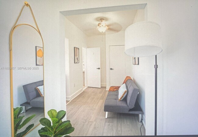 Building Photo - 444 Ponce de Leon Blvd