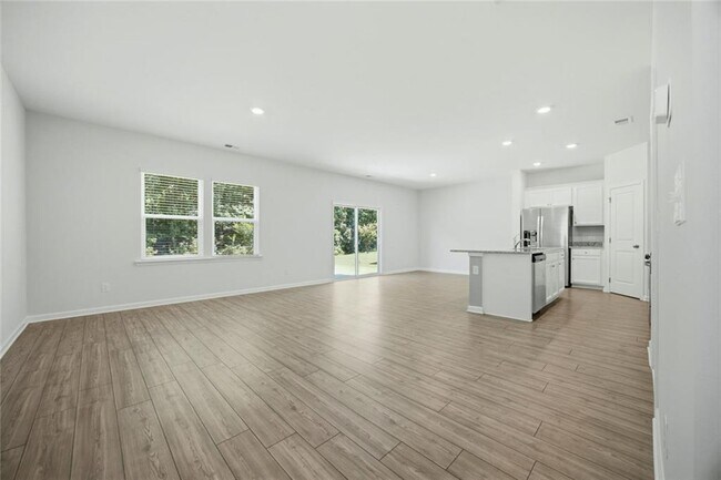 Building Photo - 111 Horned Owl Ave