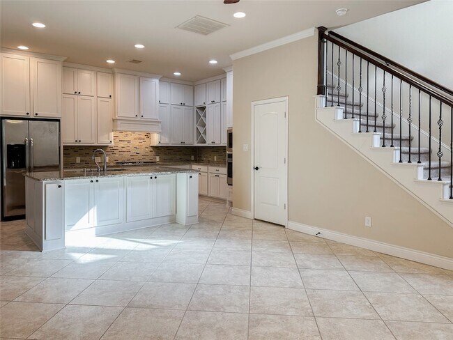 Building Photo - 23 Jonquil Pl