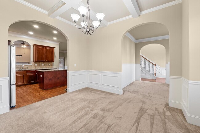 Building Photo - 1023 Iris Glen Dr