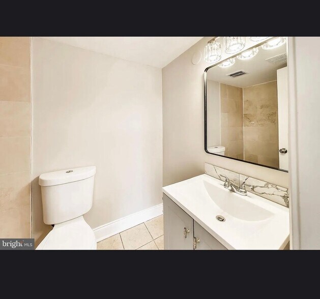 Building Photo - 12705 Dara Dr