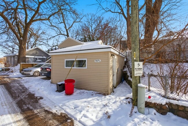 Building Photo - Charming 1-Bed, 1-Bath ADU in Lake Orion!