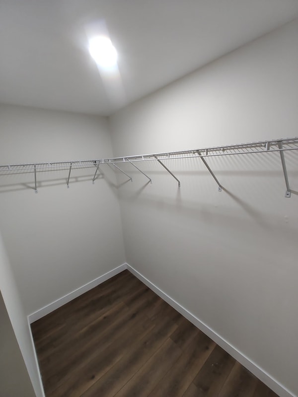 Building Photo - 409 W Mansfield St