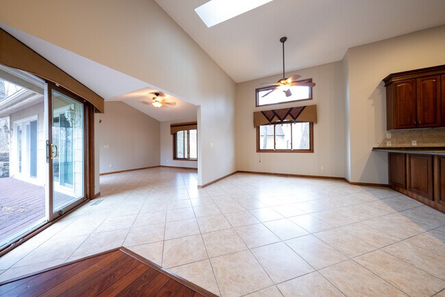 Building Photo - 8414 134th St Ct