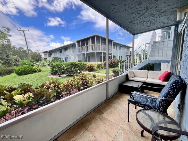 Building Photo - 216 Palm Dr