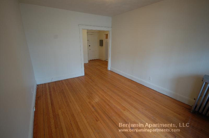 Building Photo - 133 Sutherland Rd