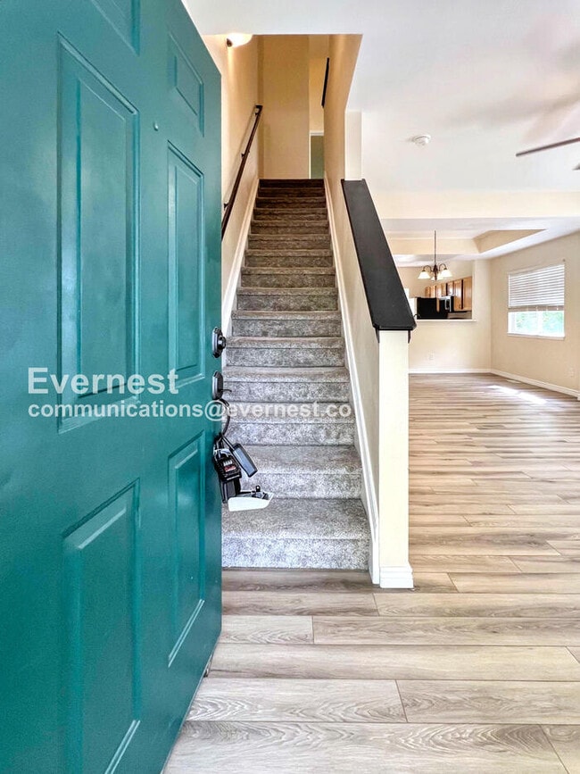 Building Photo - 9600 W Chatfield Ave