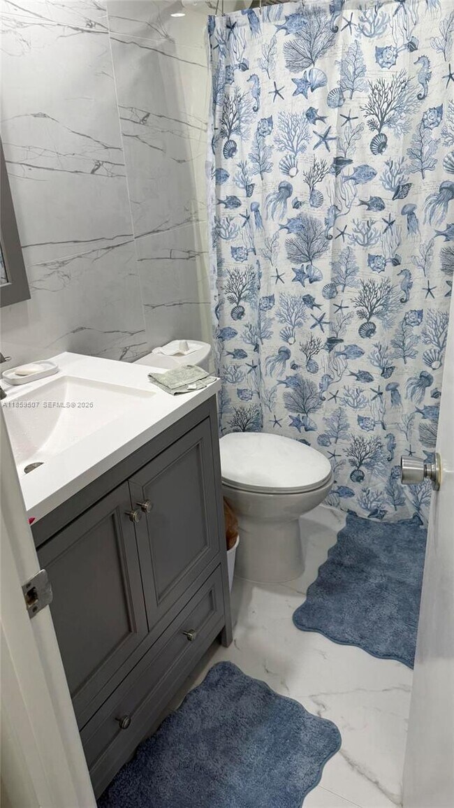 Building Photo - 2671 S Course Dr