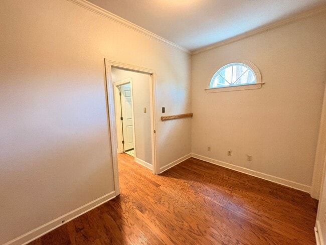 Building Photo - One Of Kind Home In Woodchase Subdivision! Over 3400 Sq Ft! Must have owner's approval on pets, f...