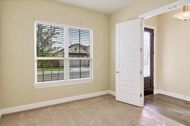 Building Photo - 3750 E Palm Valley Blvd