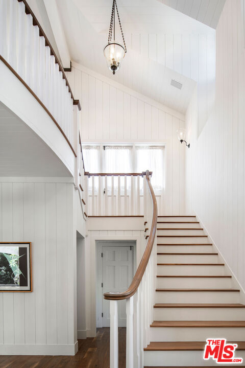 Building Photo - 6763 Zumirez Dr