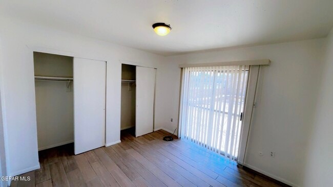 Building Photo - 11516 Jim Ferriell Dr