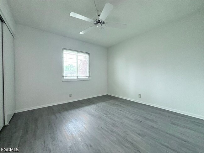 Building Photo - 2264 Winkler Ave