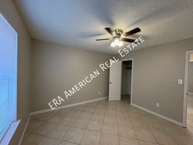 Building Photo - 3354 La Leyenda Ct