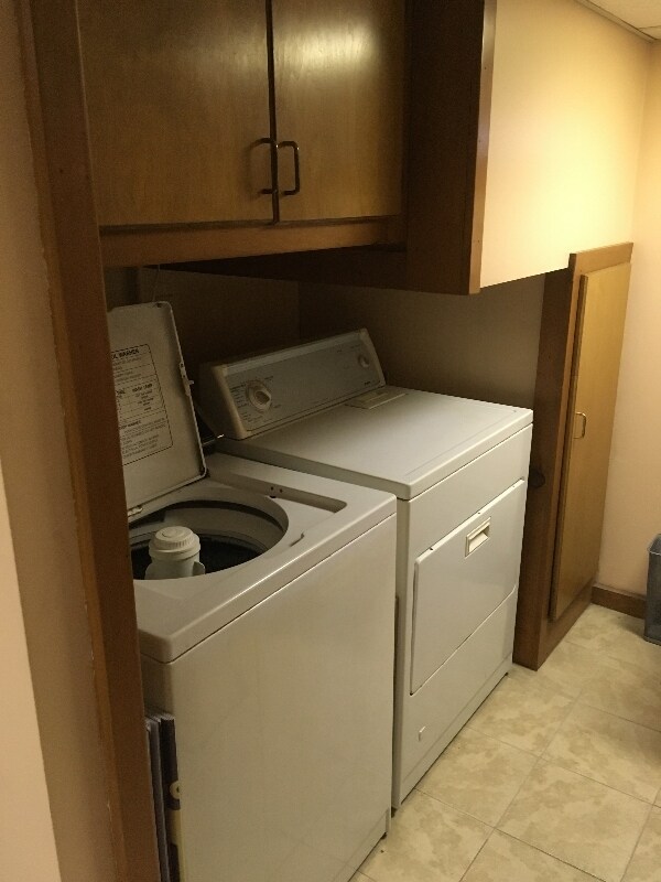 Building Photo - 29 Enfield Ave