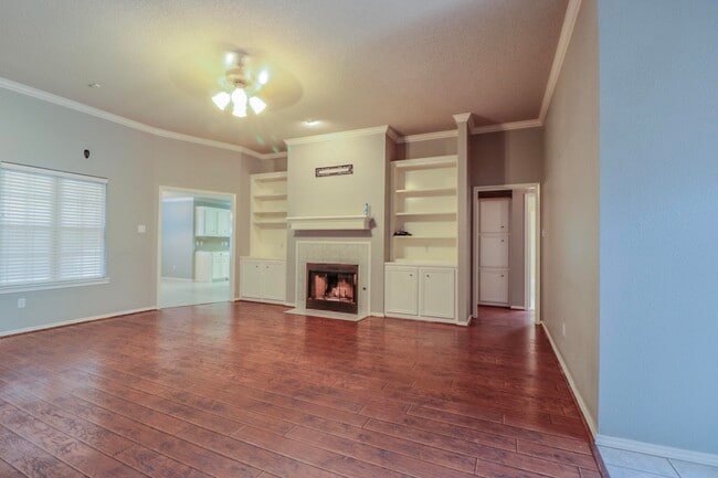 Building Photo - 6704 6th St