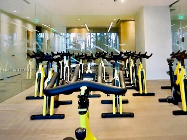 Building Photo - 480 NE 31st St