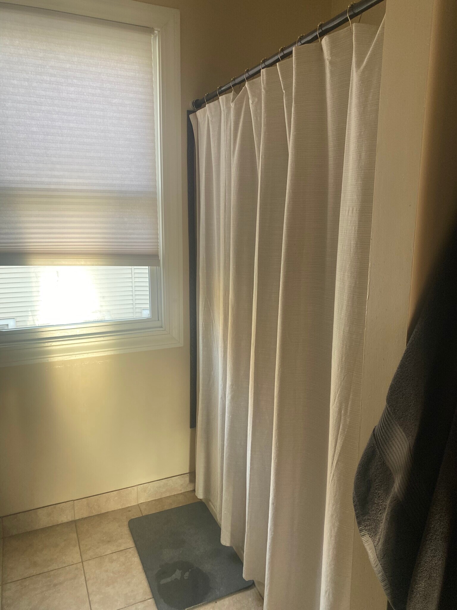 Bathroom - 616 Whalley Ave