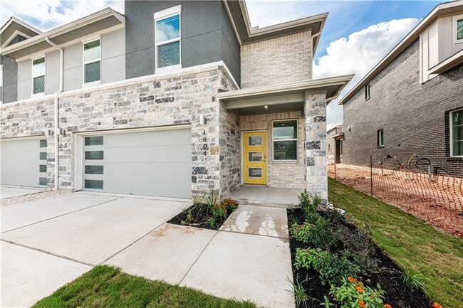 Building Photo - 1804 Bonham Ln