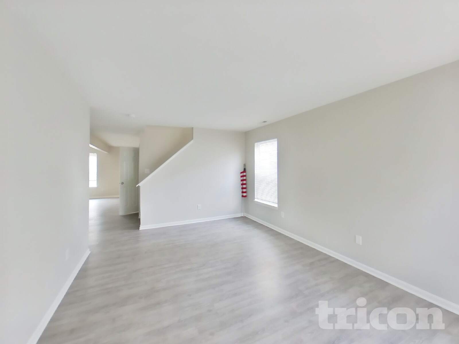 Building Photo - 10213 Blue Sky Dr