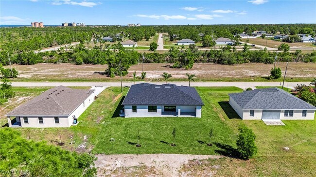 Building Photo - 3928 NW 46th Ln