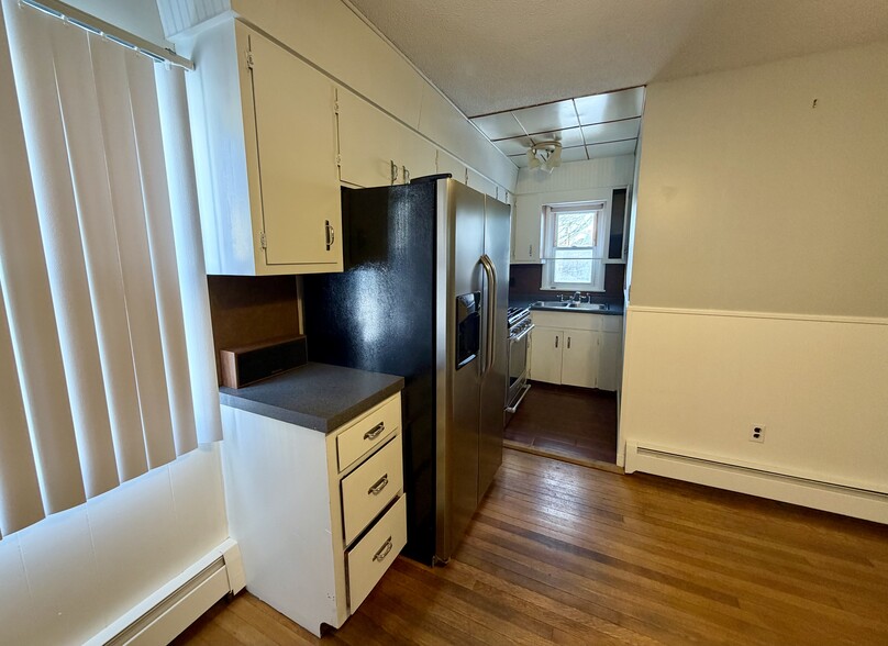 Kitchenette - 30 Juniper St
