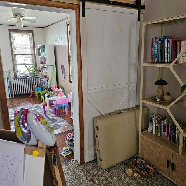 Building Photo - 139 N Seton Ave